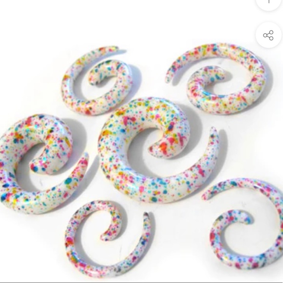 Earrings 🌀🌀 - Picture 3 of 3